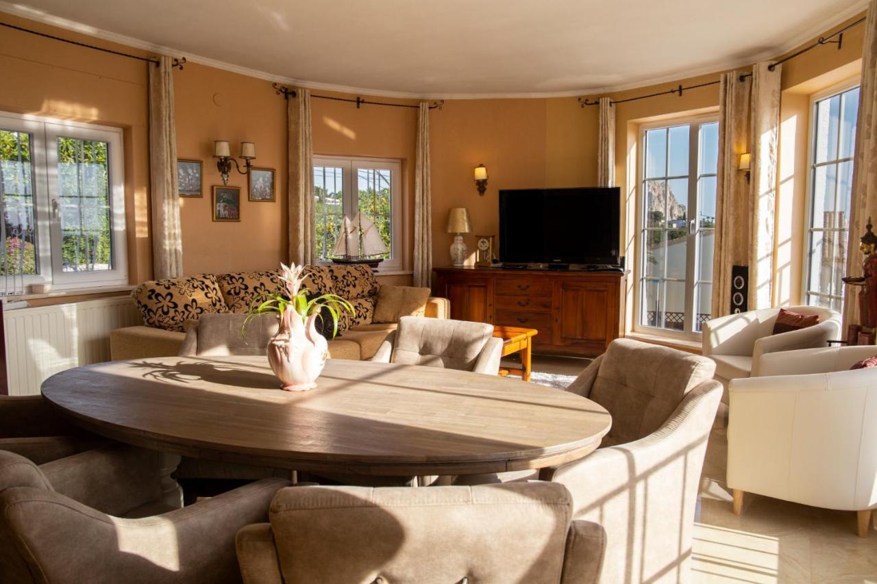 קלפה Villa Belucra,10P,Seaview,Jacuzzi,Pool מראה חיצוני תמונה