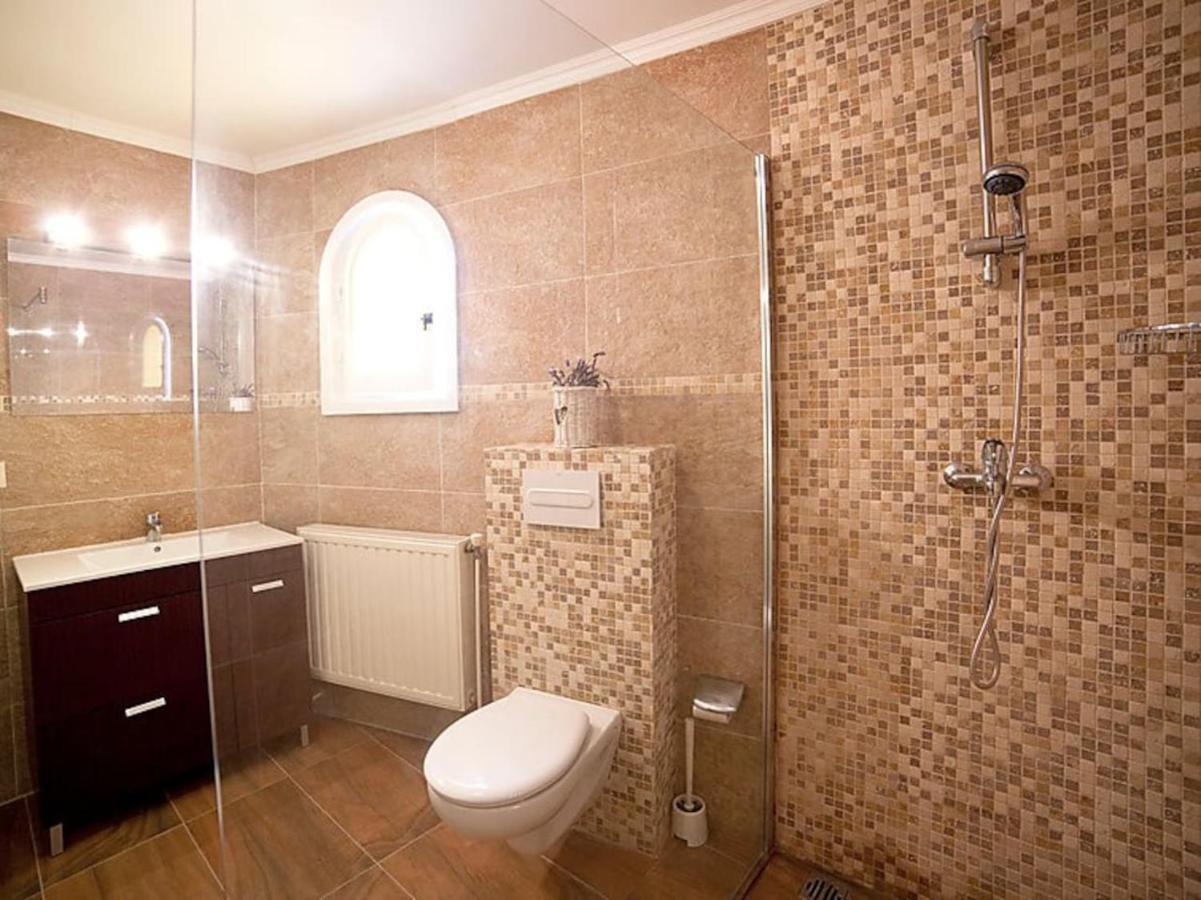 קלפה Villa Belucra,10P,Seaview,Jacuzzi,Pool מראה חיצוני תמונה